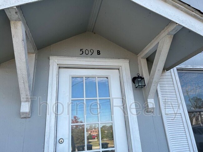 Foto del edificio - 509 Rose St