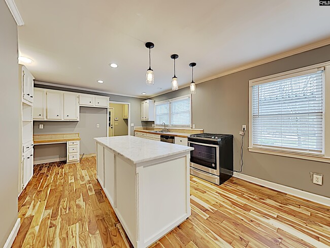 Building Photo - 147 Hunters Blind Dr