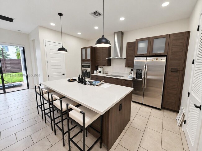 Building Photo - 13651 SW 158th Pl