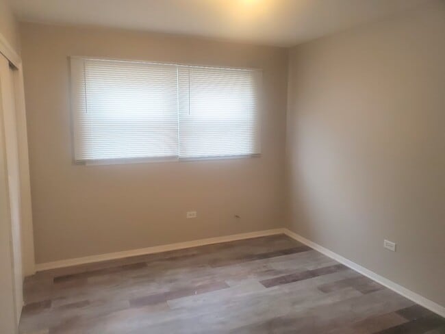 Building Photo - 11113 S Longwood Dr
