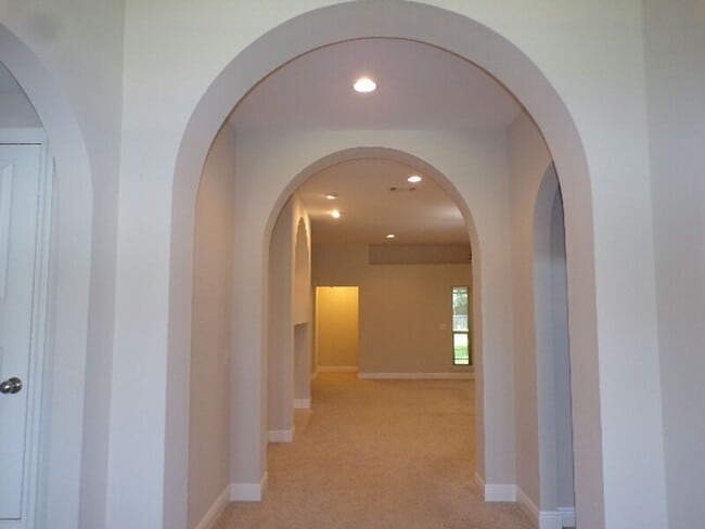 Building Photo - 3624 Laurel Lee