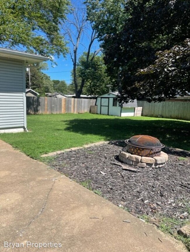 Building Photo - 3 br, 2 bath House - 2158 E. Claiborne