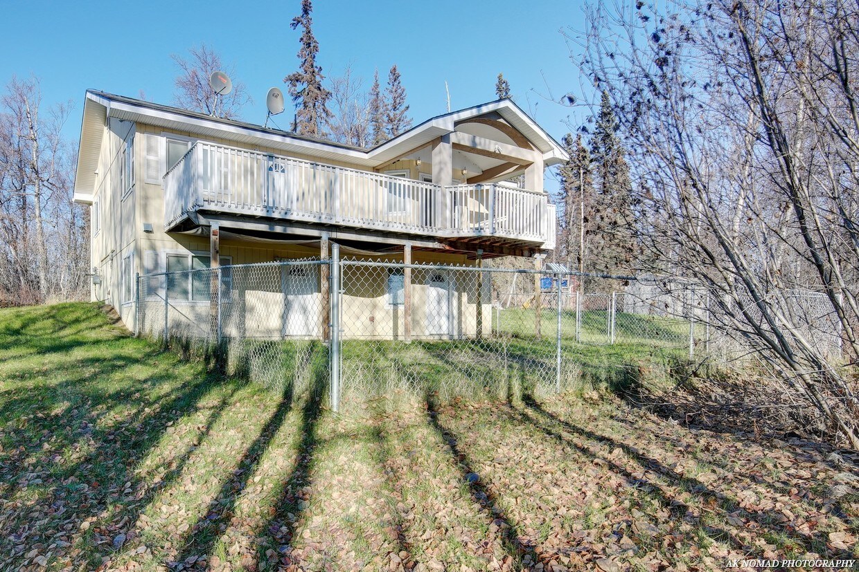 Primary Photo - 8355 S Foxworth Dr