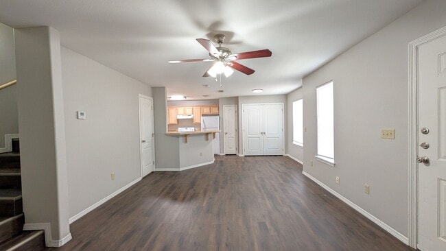 Building Photo - 721 Sonesta Ct
