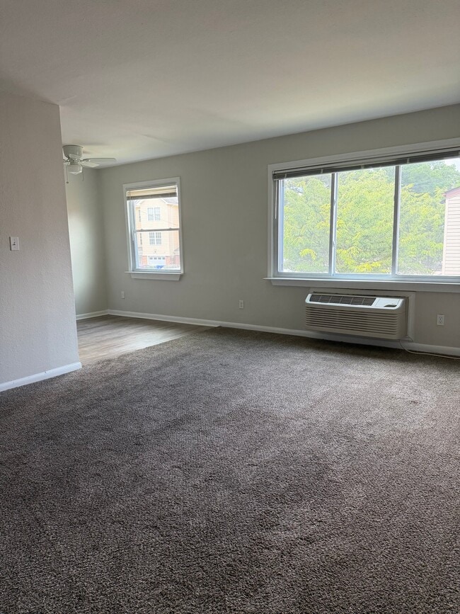 Photo - 2412 Azalea Garden Rd Apartment