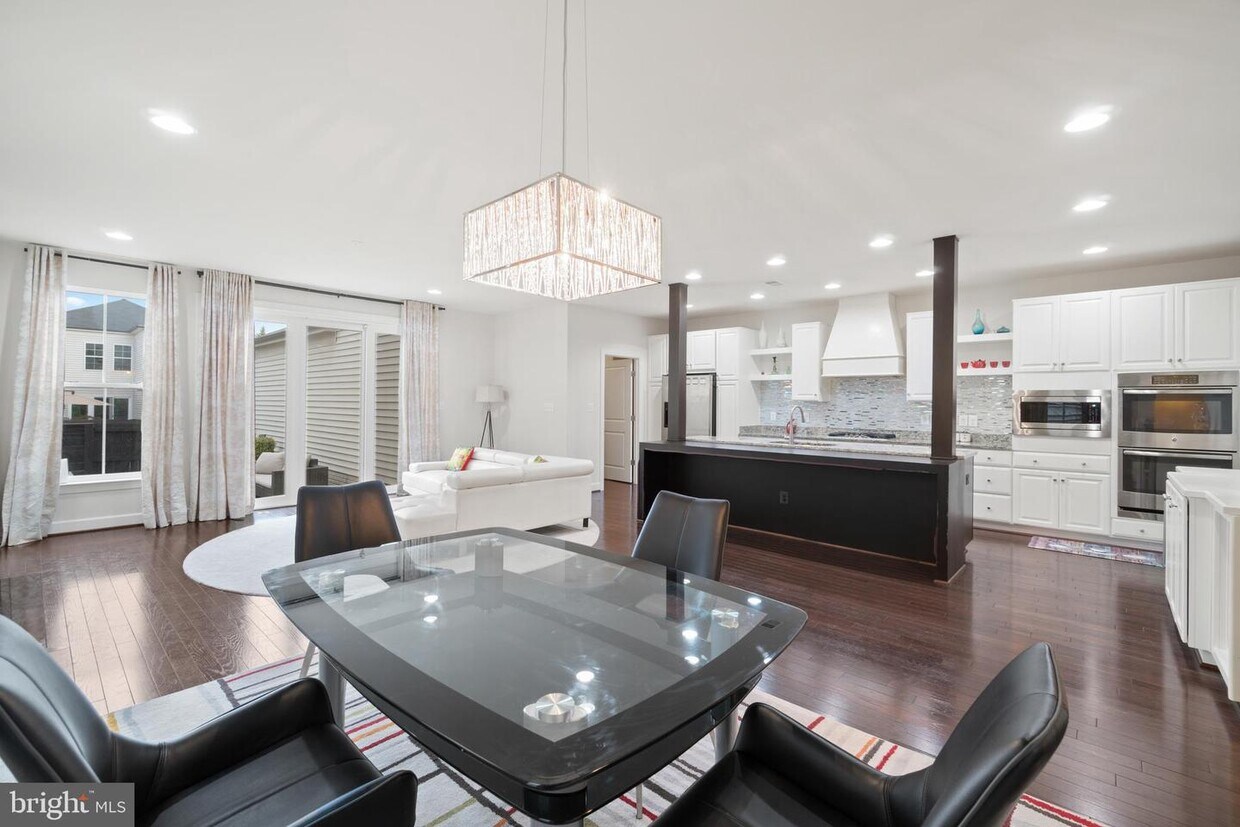 Foto principal - 44599 Wellsboro Dr