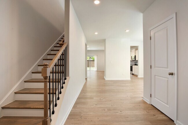 Foto del edificio - Minutes to Downtown Dawsonville, Rock Creek Park & More—Welcome Home