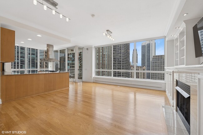 Foto del edificio - 55 E Erie St