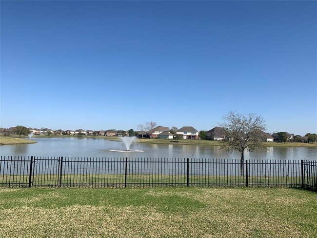 Building Photo - 9019 Bonbrook Bend Ln