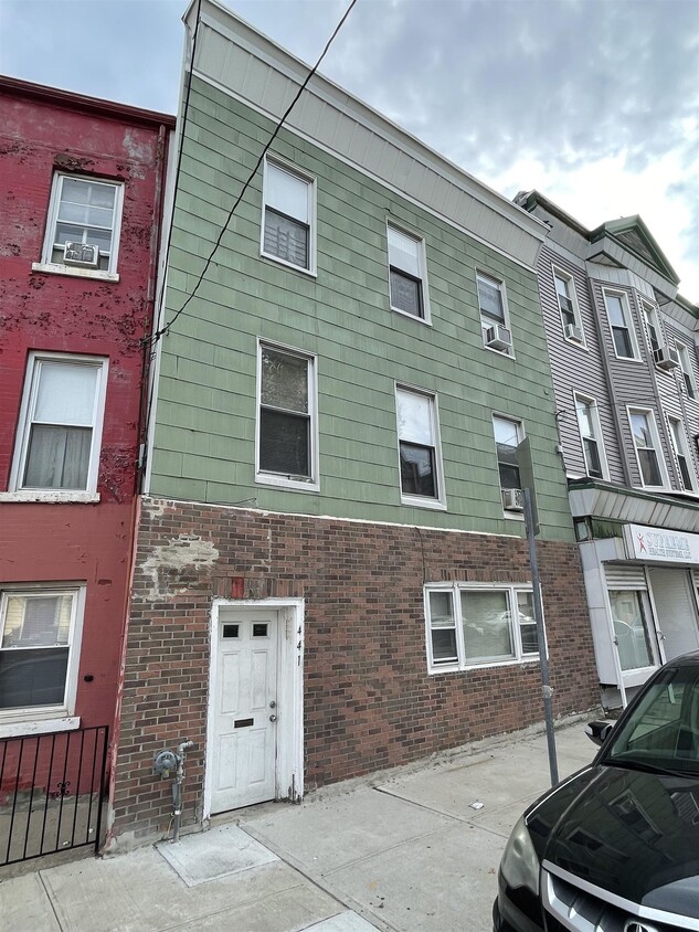 Primary Photo - 441 Hoboken Ave