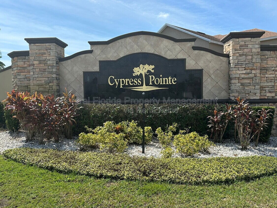 Primary Photo - 1025 Cypress Pointe Blvd
