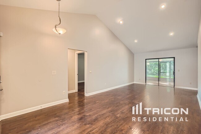Foto del edificio - 3110 Riviera Bay Ct