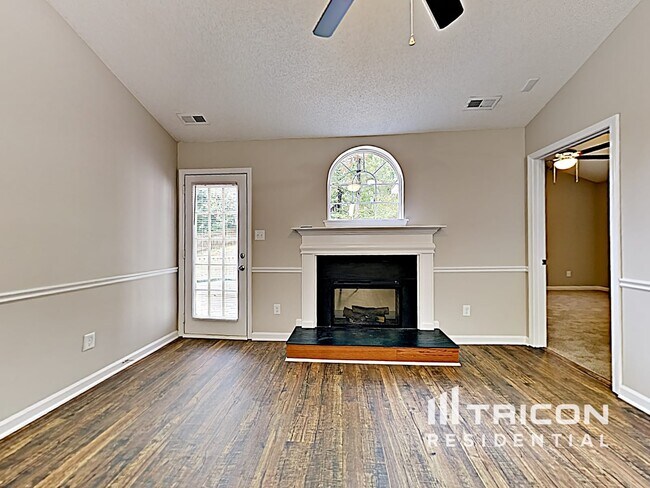 Building Photo - 12519 Panthersville Drive Charlotte NC