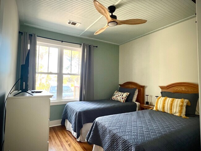 Foto del edificio - 201 Lovell Ave