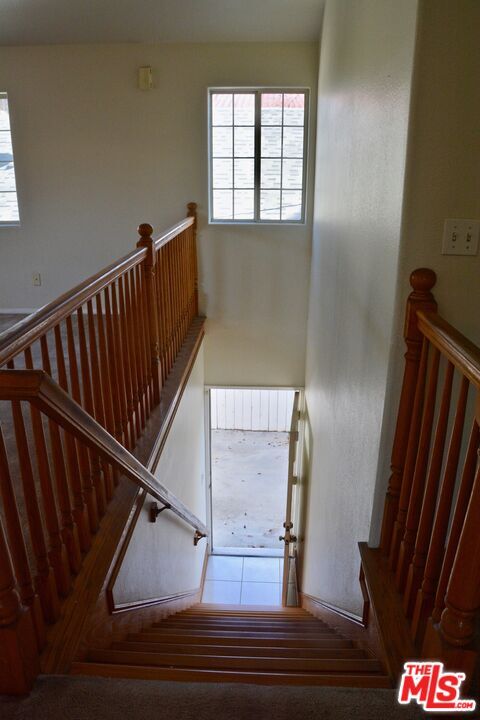 Foto del edificio - 548 N Windsor Blvd