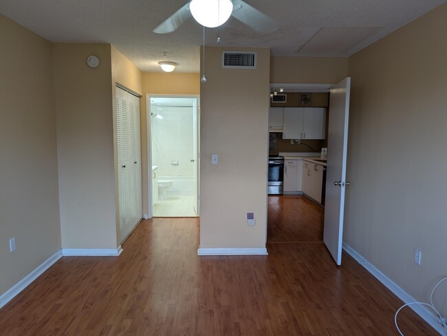 Foto del edificio - 7824 Sonoma Springs Cir