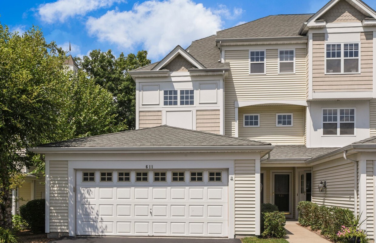 FRONT - 611 Viewpoint Terrace