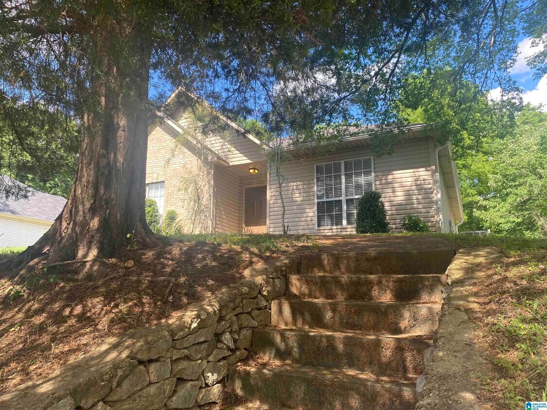 Primary Photo - 1869 Lane Dr