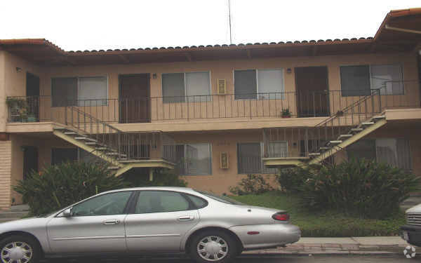 Foto del edificio - 3070 Landis St