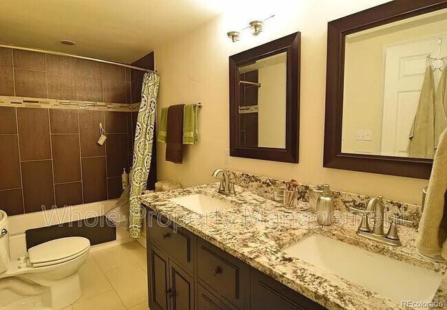 Foto del edificio - 4421 Yates St