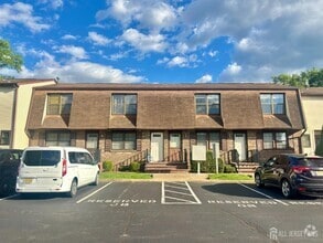 Building Photo - 222 Orlando St