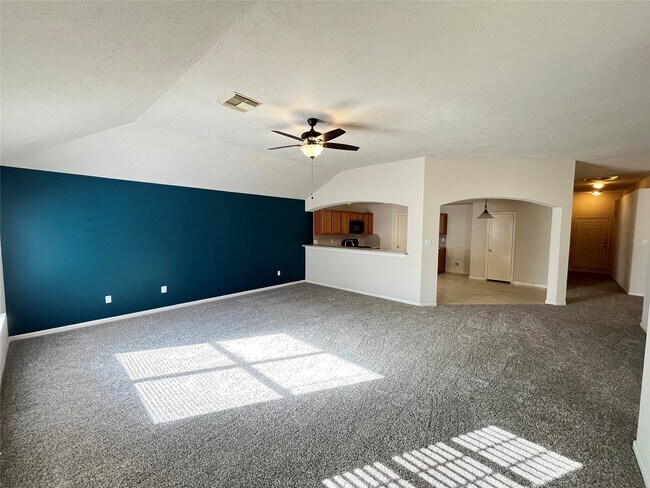 Foto del edificio - 29022 Fox Fountain Ln