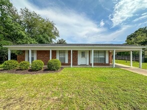 Building Photo - 279 Airport Blvd