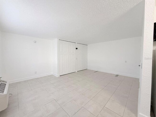 Foto del edificio - 3301 58th Ave S