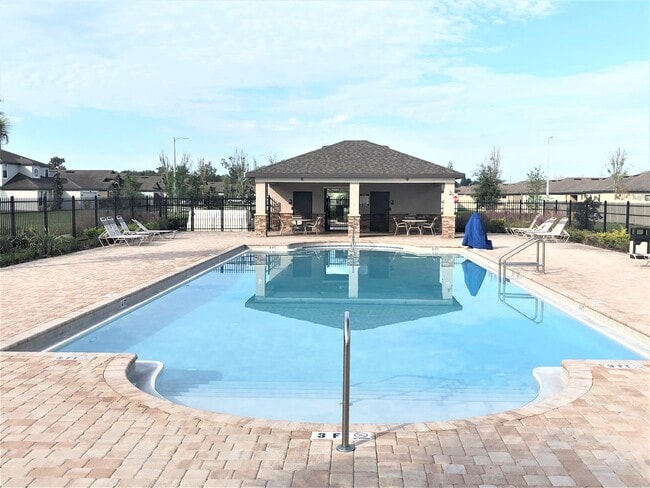 Building Photo - 750 Chatham Walk Drive
