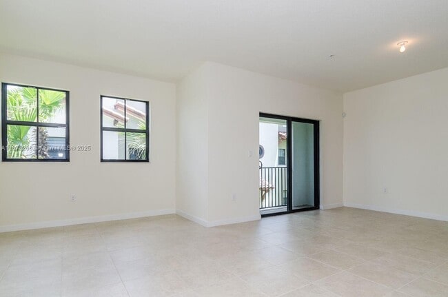 Building Photo - 10630 NW 88th St
