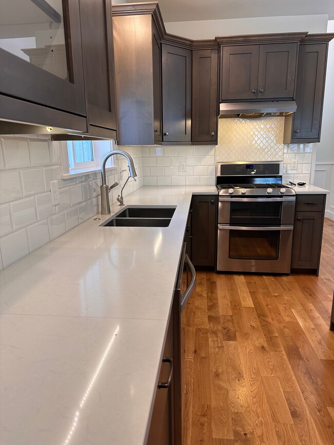 Foto del edificio - 165 E Grove Creek Ln
