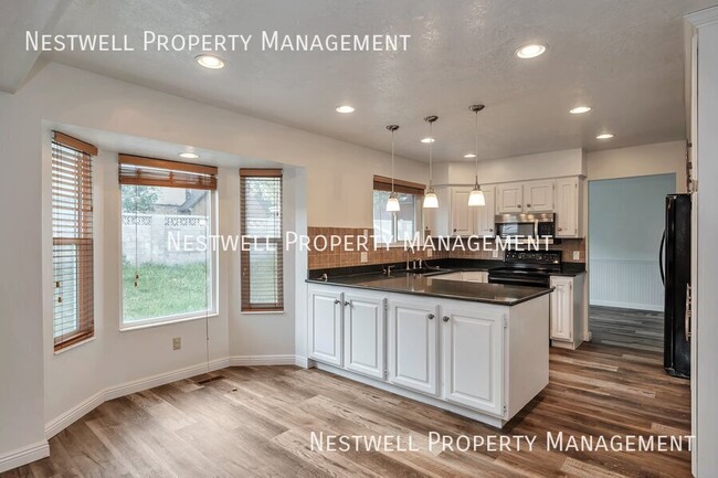 Foto del edificio - 5543 S White Springs Dr