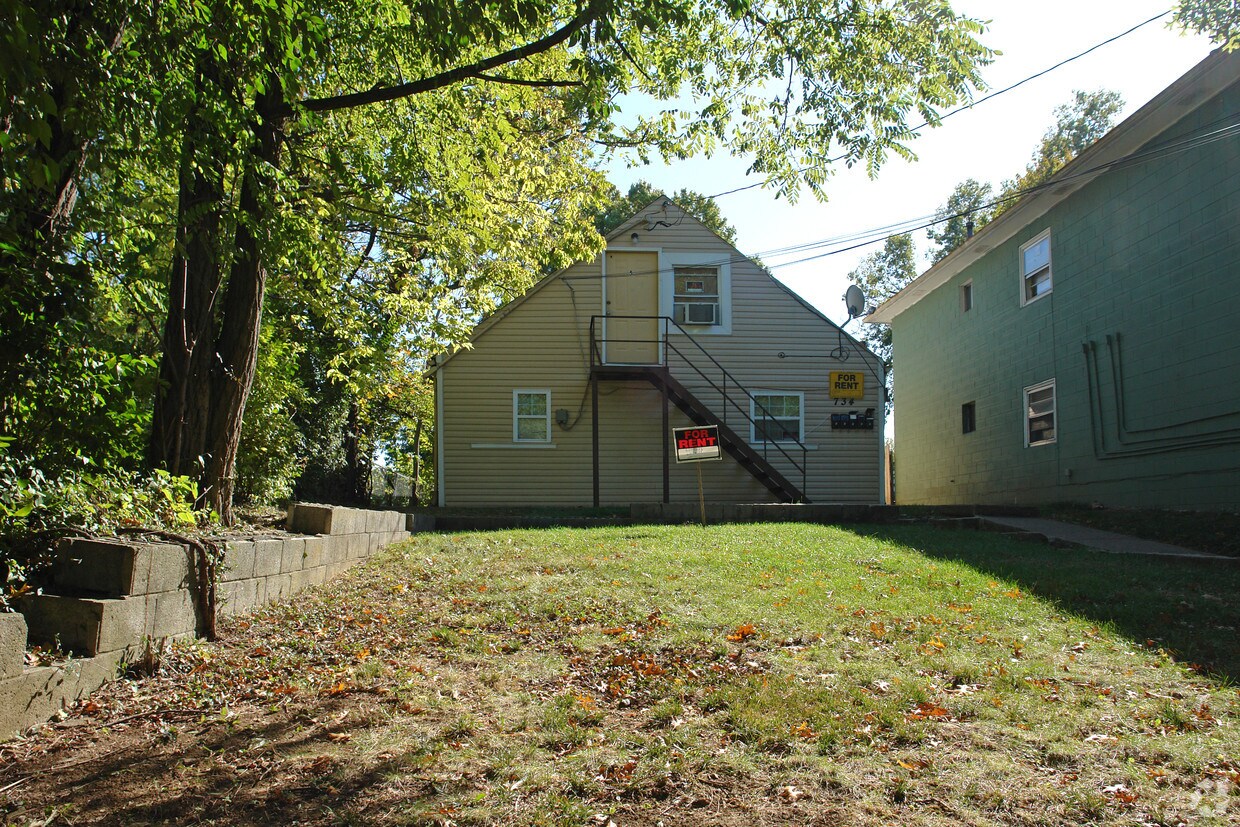 734 N Broadway, Lexington, KY 40508 Apartments in Lexington, KY