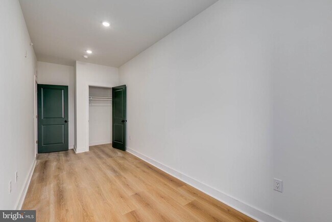 Foto del edificio - 1222 W Silver St