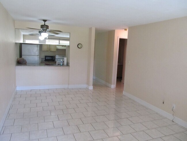 Foto del edificio - 1 Bedroom with parking washer and dryer NO...