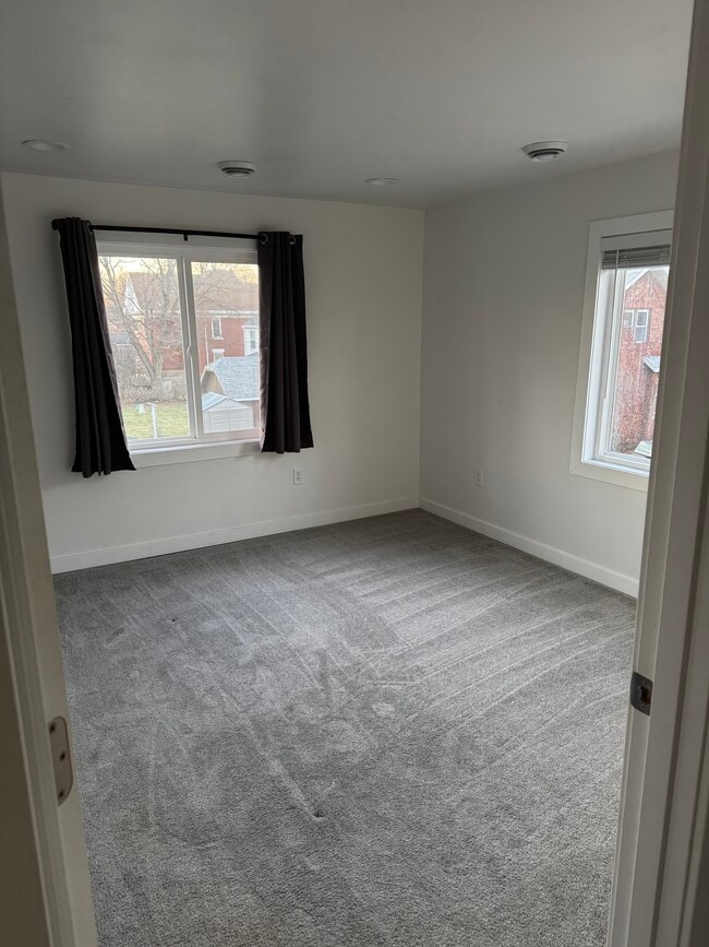 Building Photo - 1411 22nd Ave