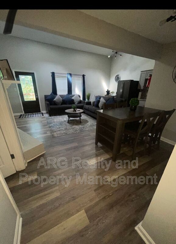 Foto del edificio - 5043 Bell Dr SE