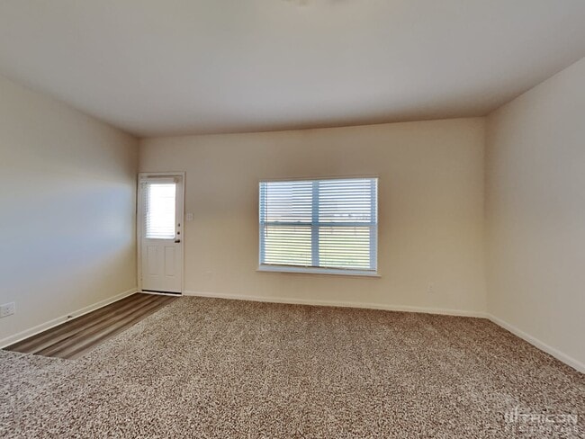 Building Photo - 106 Palomino Bnd Dr