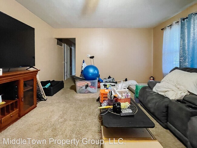 Building Photo - 3 br, 1 bath House - 1509 W Glenn Ellyn