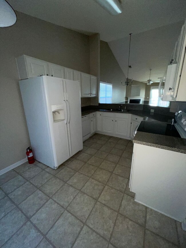 Foto del edificio - 2BR/2BA Patio Home in Saluda Commons- Avai...