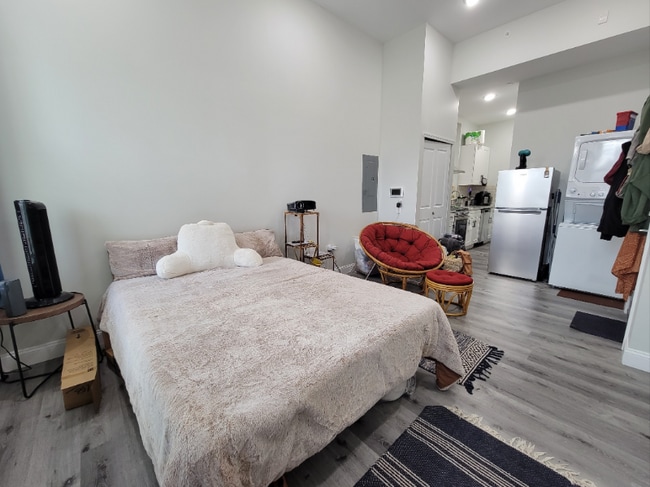 Photo - 106 S 42nd St Apartment