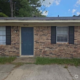 Building Photo - 1812 W California Ave