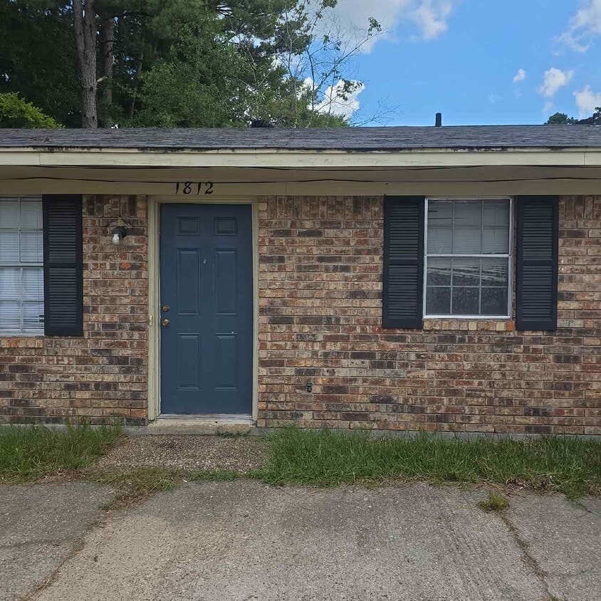 Primary Photo - 1812 W California Ave