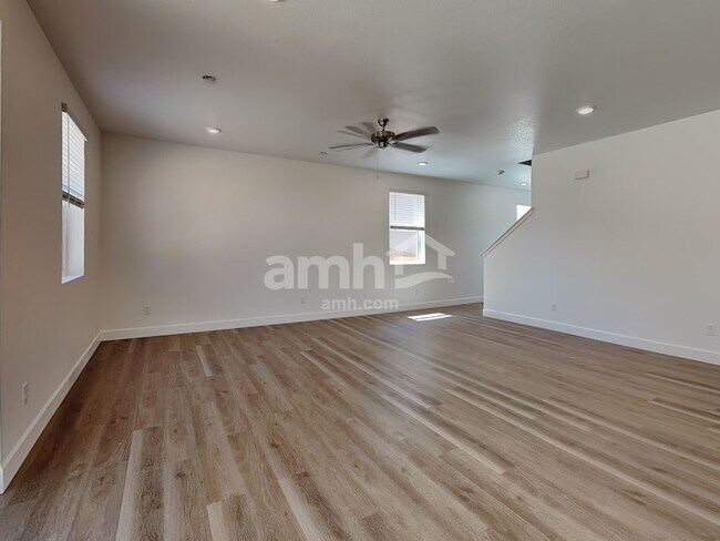 Building Photo - 10020 Abilene St