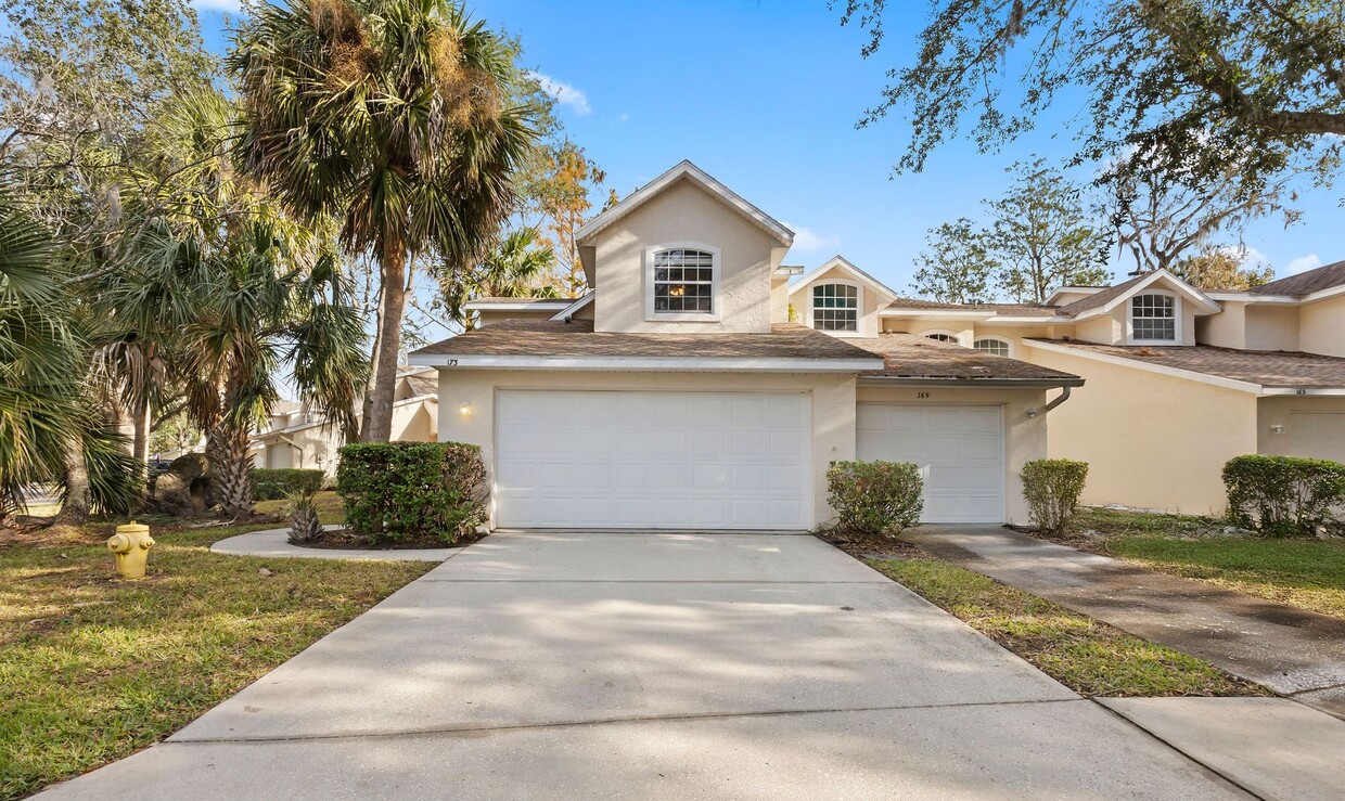 Foto principal - Spacious Two Story Townhome in Ormond Beach