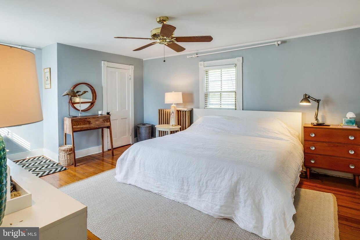 Foto principal - 102 Winchester St