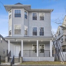 Building Photo - 81 N Grove St