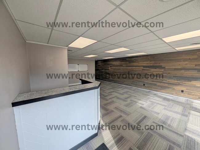 Foto del edificio - 302 N Meridian St