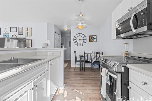 Building Photo - 94-510-510 Lumiaina St