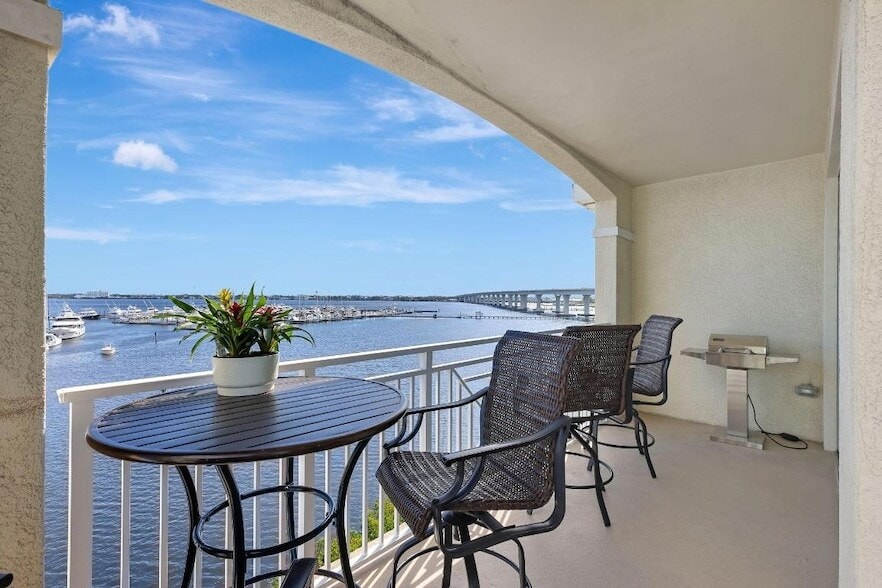 Photo - 775 NW Flagler Avenue Unit 401